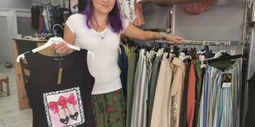 1 YILDA KENDİ MARKASINI YARATTI